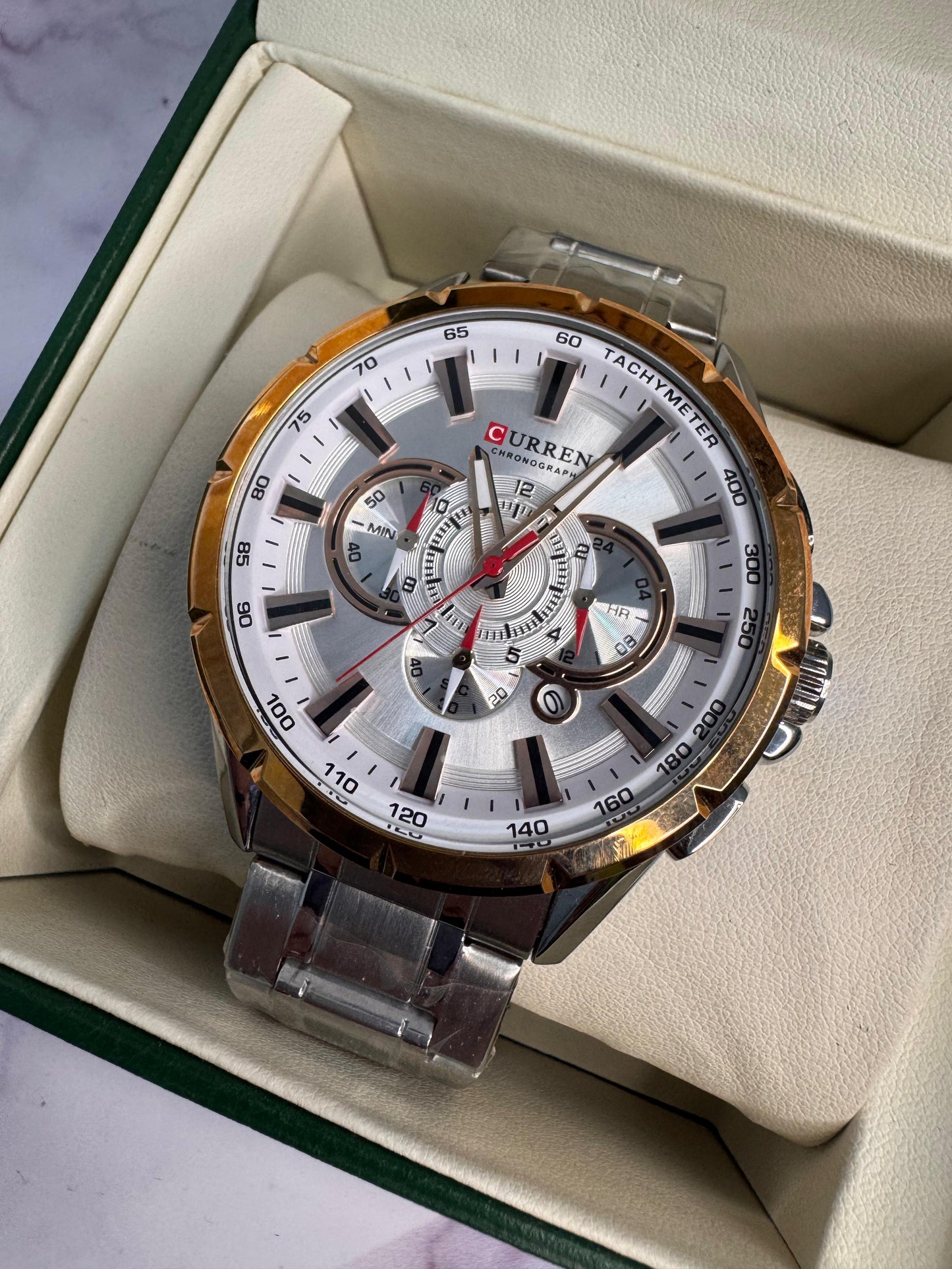 Reloj Curren