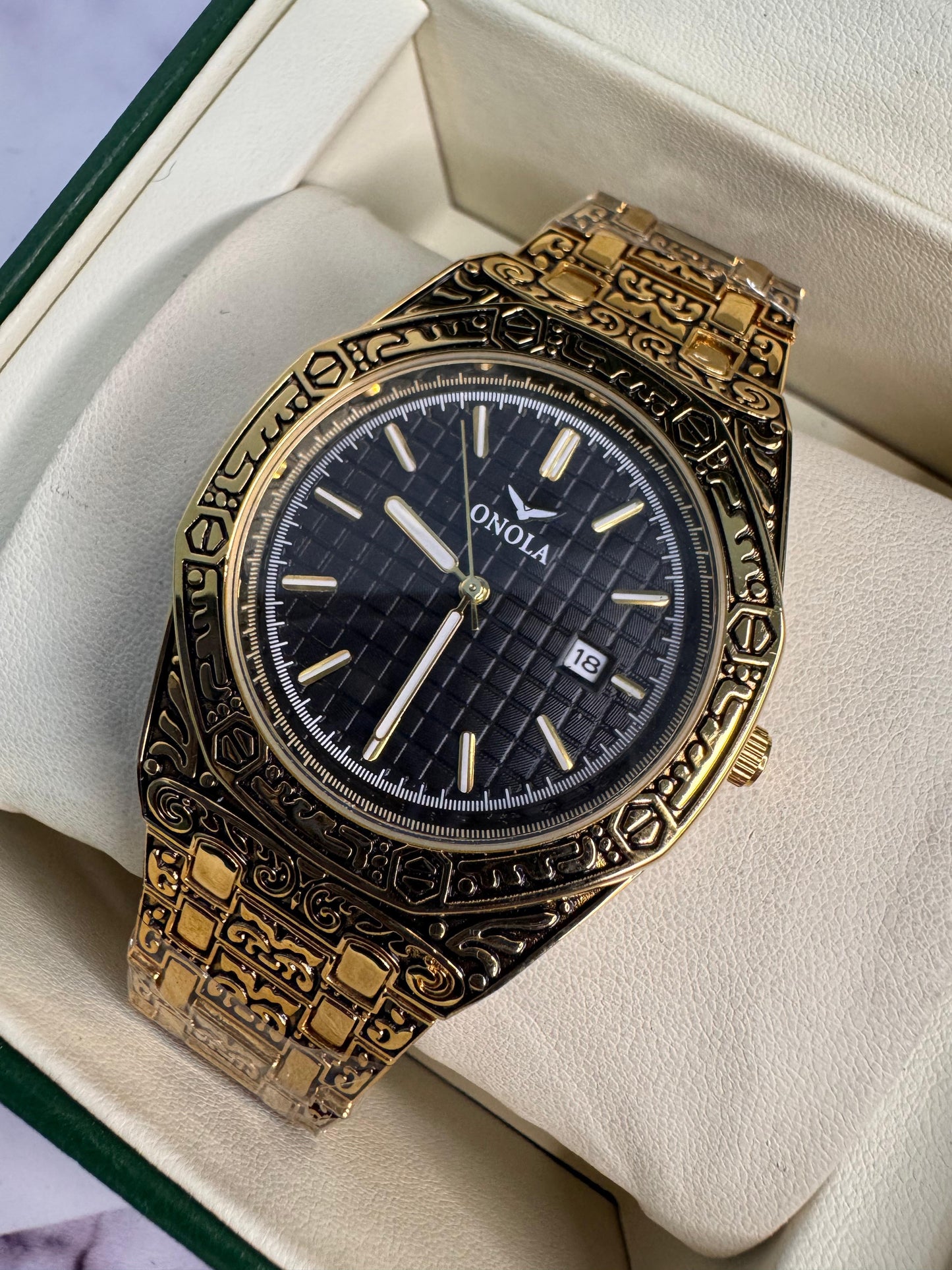 Reloj Curren